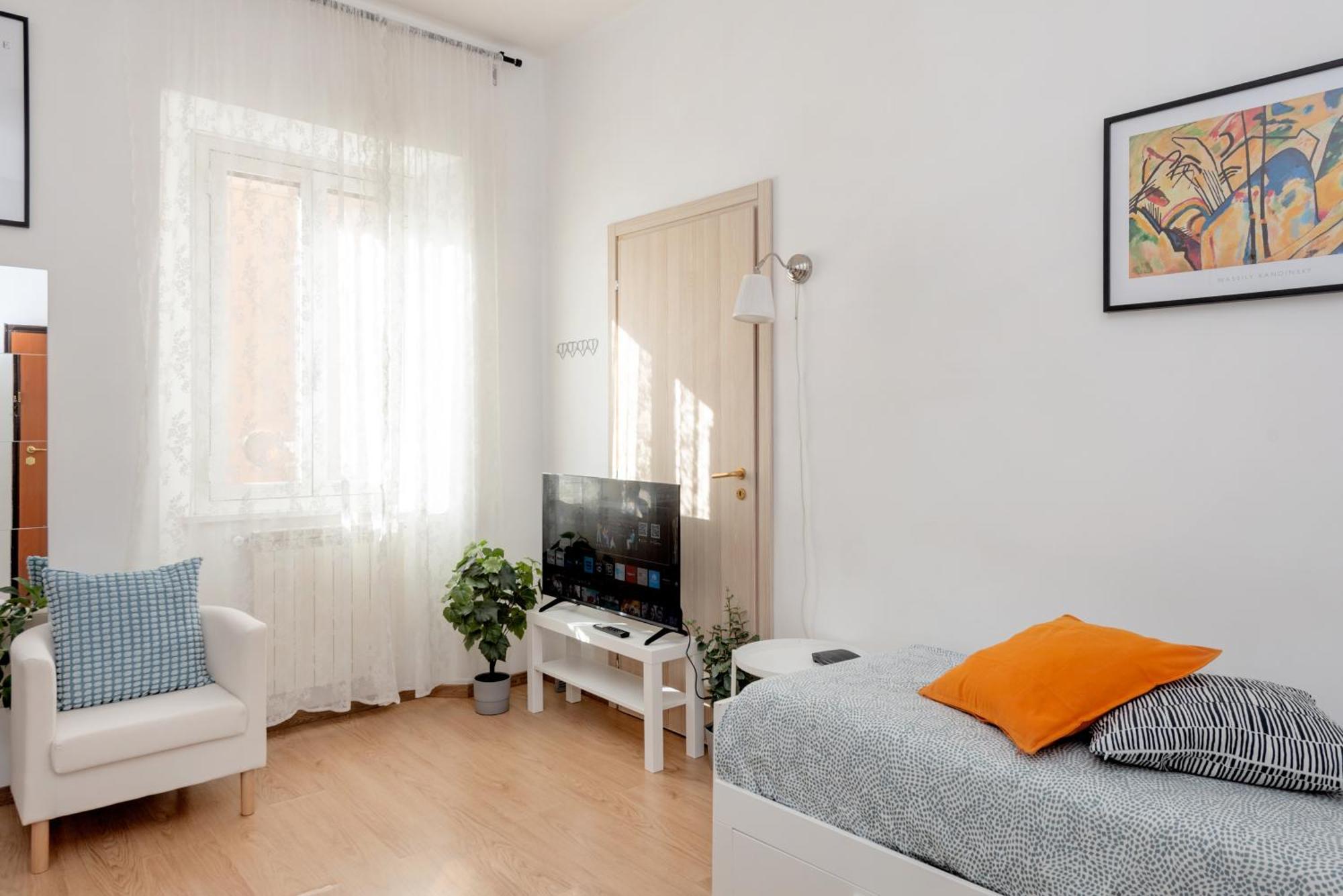 Central Little Basic Apartment روما المظهر الخارجي الصورة