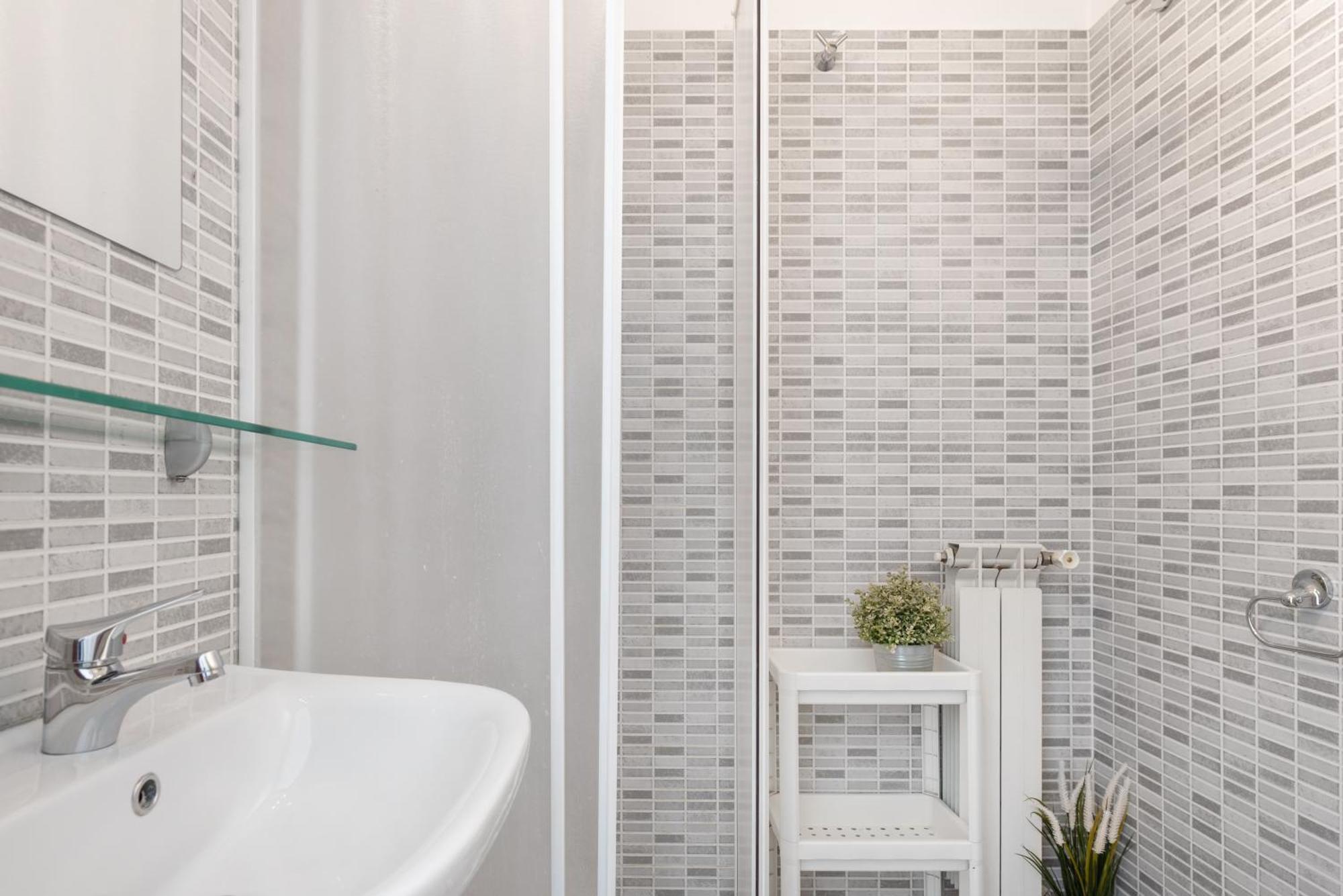 Central Little Basic Apartment روما المظهر الخارجي الصورة